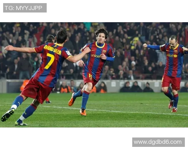 足球明星圣诞节欢庆合集精彩瞬间分享与祝福传递